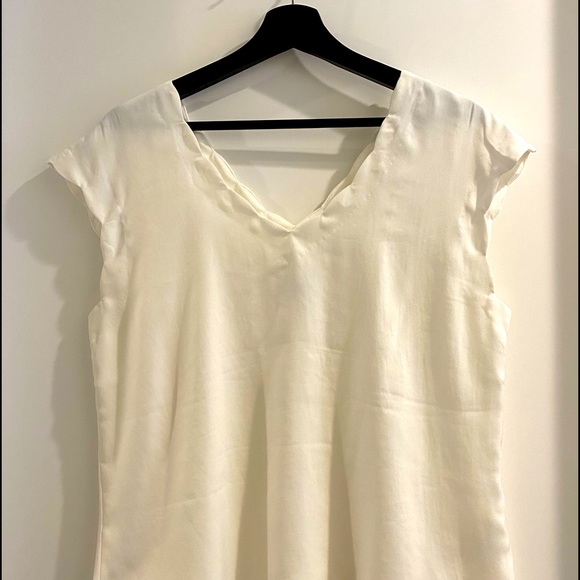 Creme white tank top - Picture 1 of 4